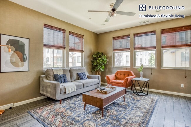 property at 2073 Kiwi Walkway