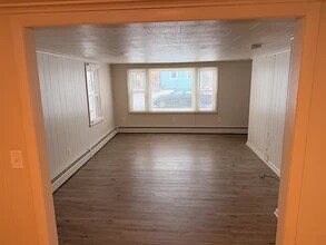 39 Green St, Unit 101 in Biddeford, ME - Building Photo - Building Photo