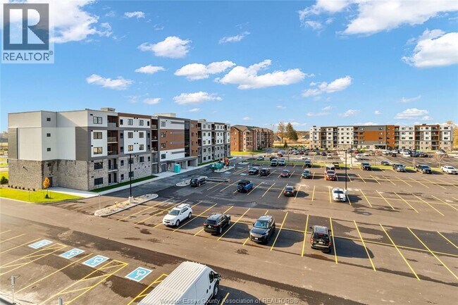 2600 Sandwich W Pkwy in Lasalle, ON - Building Photo - Building Photo