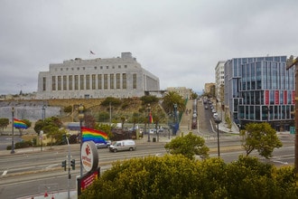 11 Dolores in San Francisco, CA - Building Photo - Building Photo