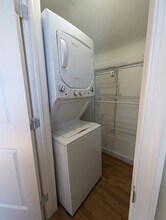 1117 Logan Ave, Unit B in Bellmawr, NJ - Foto de edificio - Building Photo