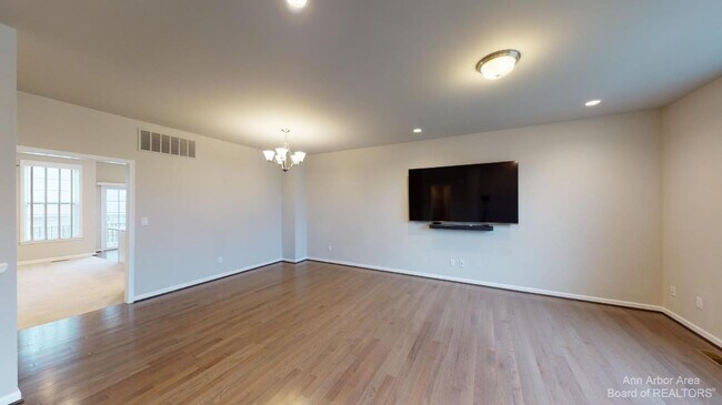 2794 Ashcombe Dr. in Ann Arbor, MI - Building Photo - Building Photo