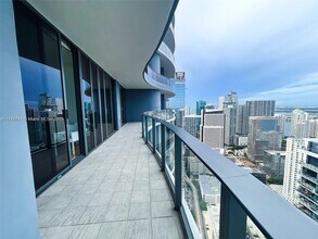 1000 Brickell Plaza in Miami, FL - Foto de edificio - Building Photo