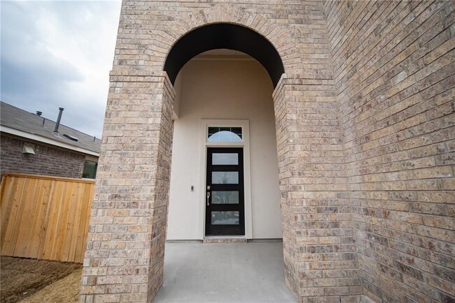 220 Longbridge Dr in Hutto, TX - Building Photo - Building Photo