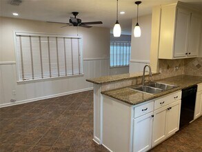 2714 Southmore Ave in Pasadena, TX - Building Photo - Building Photo