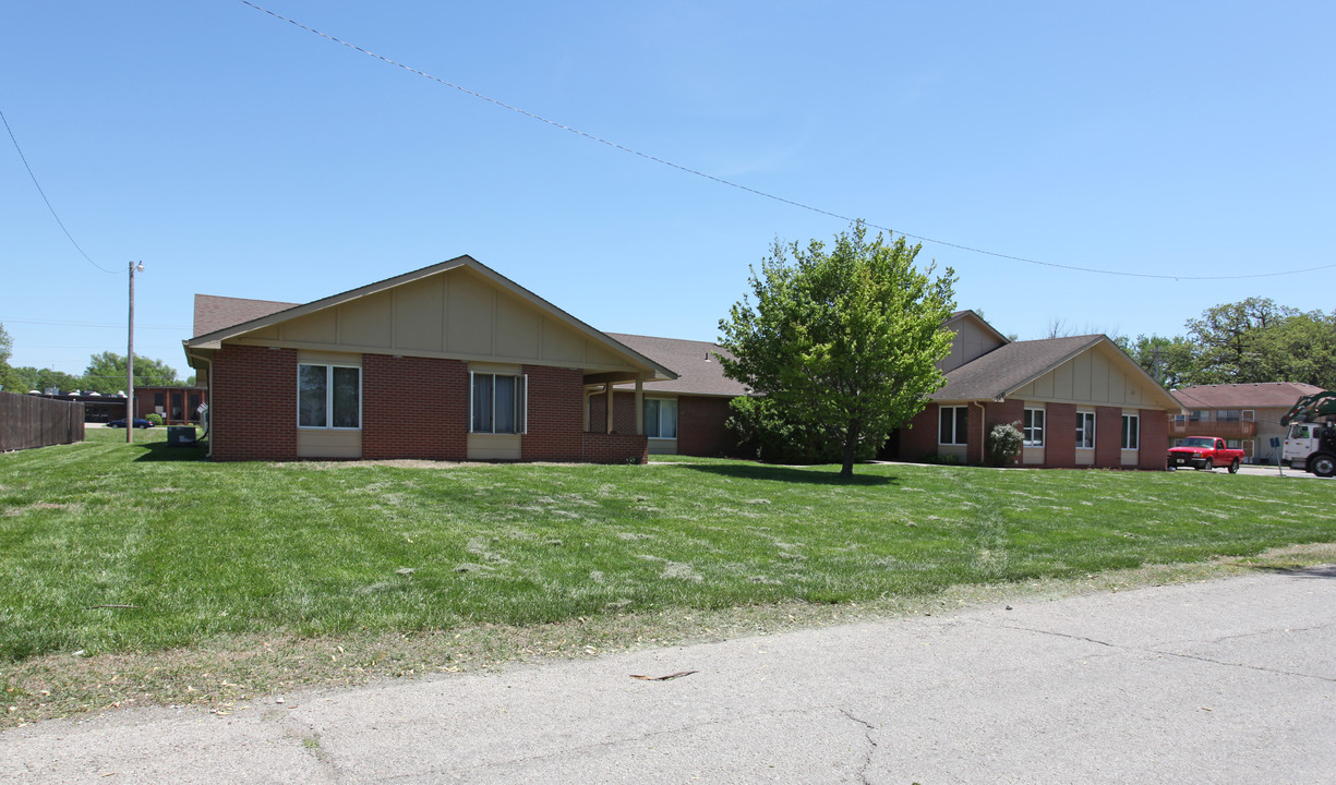 Logan - Valeo Stepping Stones in Topeka, KS - Building Photo