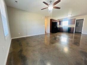 4427 Dillbrook Ln in Denver, NC - Foto de edificio - Building Photo