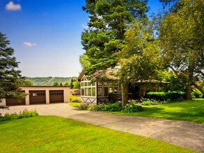 W5833 Brickyard Ln in La crosse, WI - Building Photo - Building Photo