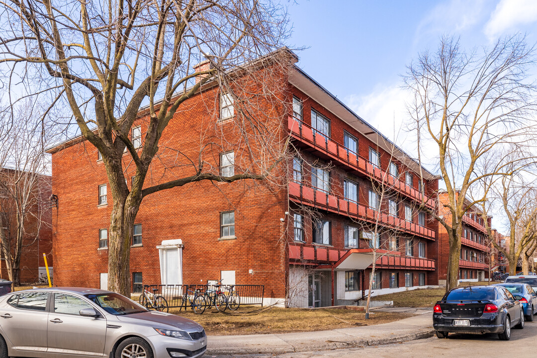 5553 Basile-Patenaude Pl in Montréal, QC - Building Photo