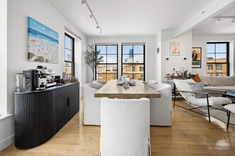 519 Harrison Ave in Boston, MA - Foto de edificio - Building Photo