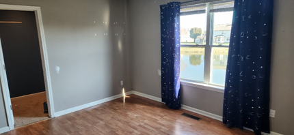2339 Valley Creek W Ln in Indianapolis, IN - Foto de edificio - Building Photo