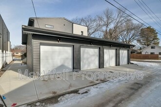 13516-13115 115 Ave NW in Edmonton, AB - Building Photo - Building Photo