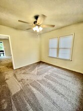 2108 Echols St in Bryan, TX - Building Photo - Building Photo