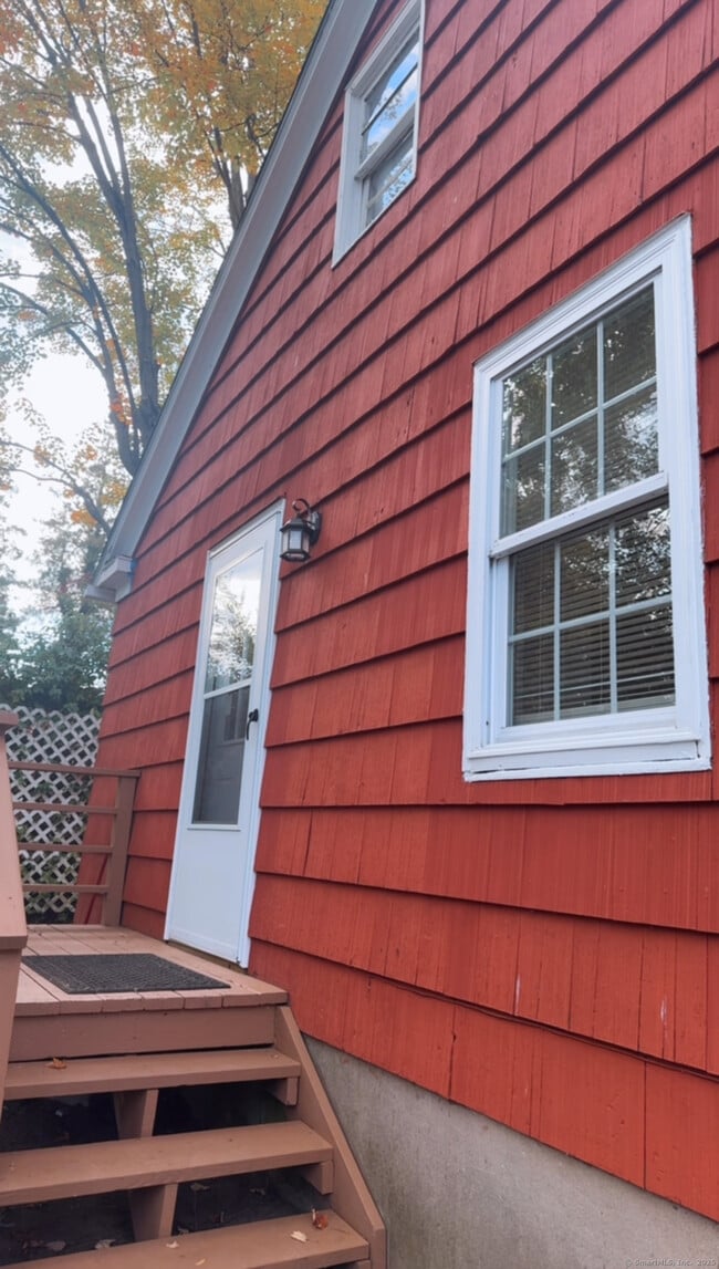 property at 62 Soundview Ave