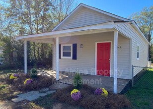 401 S Gray St in Gastonia, NC - Building Photo - Building Photo