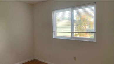 8131 Ryan Rd in Richmond, BC - Building Photo - Building Photo