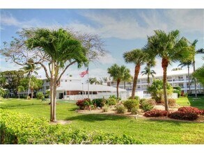 5200 NE 24th Terrace in Fort Lauderdale, FL - Building Photo - Building Photo