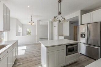 2895 Lahinch Ct in Aurora, IL - Building Photo - Building Photo