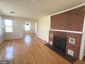 4112 Elizabeth Ln in Fairfax, VA - Building Photo - Building Photo