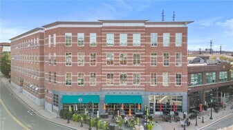 10 Ann St in Norwalk, CT - Building Photo