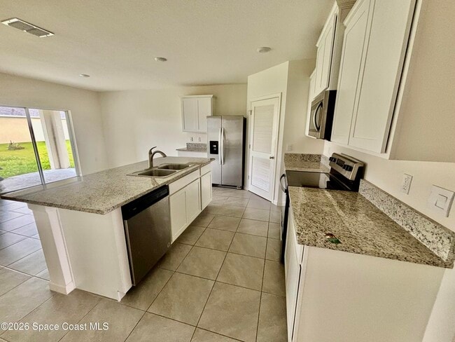 3636 Aberdeen Dr SE in Palm Bay, FL - Building Photo - Building Photo