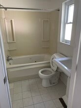 11566 Framingham Dr in Cincinnati, OH - Building Photo - Building Photo