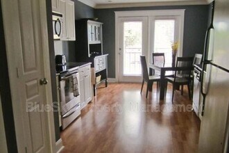 1615 Elmwood Ct in Charlottesville, VA - Building Photo - Building Photo