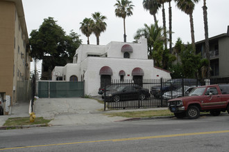 Coronel Apartments in Los Angeles, CA - Building Photo - Building Photo