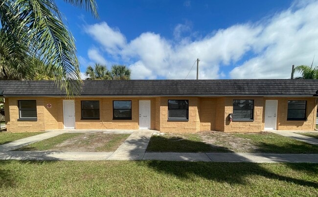 5321 Avery Rd