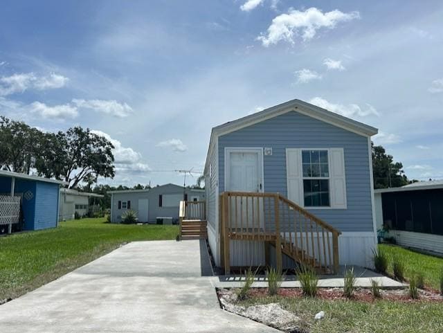 17031 US-301 in Dade City, FL - Building Photo