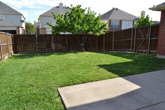 2440 Deer Horn Dr in Plano, TX - Building Photo - Building Photo