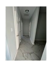 938 Redwood Ave in Rockport, TX - Foto de edificio - Building Photo