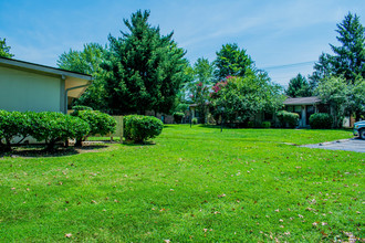 Waterbury Apartments in Clarksville, TN - Building Photo - Building Photo