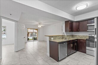 Club Caribe in Coconut Creek, FL - Building Photo - Interior Photo