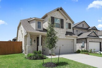13005 Blue Flora Dr in Texas City, TX - Building Photo - Building Photo
