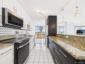 3100 E Cherry Creek S Dr in Denver, CO - Building Photo - Building Photo