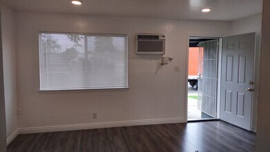 5800 48th Ave in Sacramento, CA - Building Photo - Building Photo