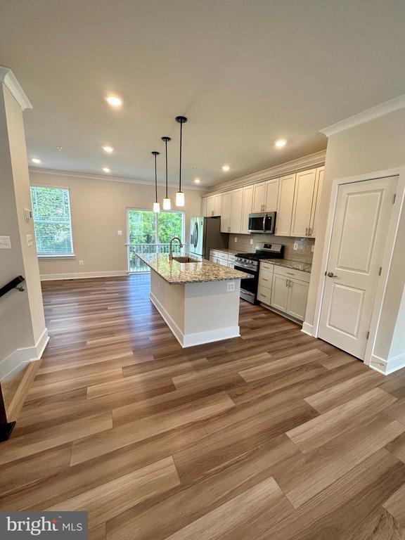 2318 Woodlands Rd in Woodlawn, MD - Building Photo - Building Photo