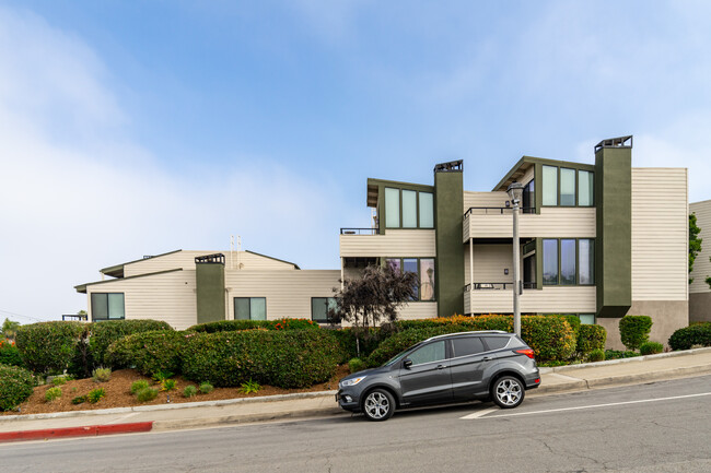 Village Palos Verdes in Redondo Beach, CA - Foto de edificio - Building Photo