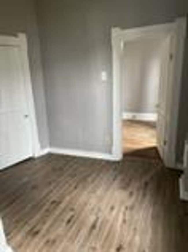 304 W Eureka St in Champaign, IL - Building Photo - Building Photo