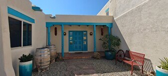 238 Santiago Rd in Taos, NM - Building Photo
