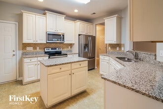 5102 Village Crier Ln in Summerville, SC - Building Photo - Building Photo