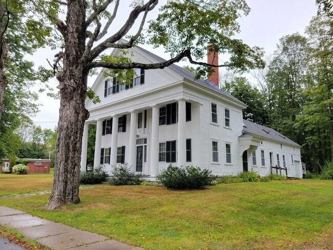 17 Boynton Rd in Templeton, MA - Building Photo - Building Photo