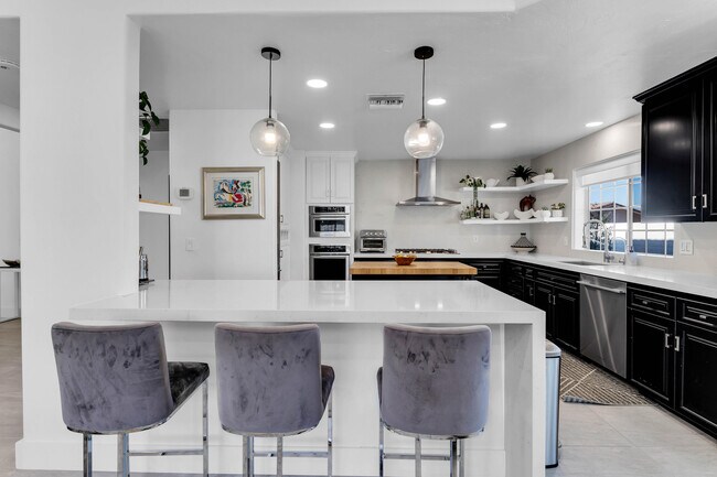 74797 S Cove Dr in Indian Wells, CA - Building Photo - Building Photo