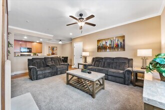 11380 S Virginia St in Reno, NV - Building Photo - Building Photo