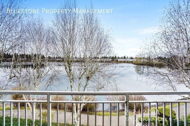 property at 275 Lakepoint Pl N