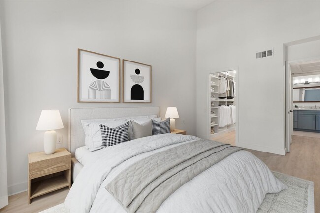 property at 1682 Circa Del Lago