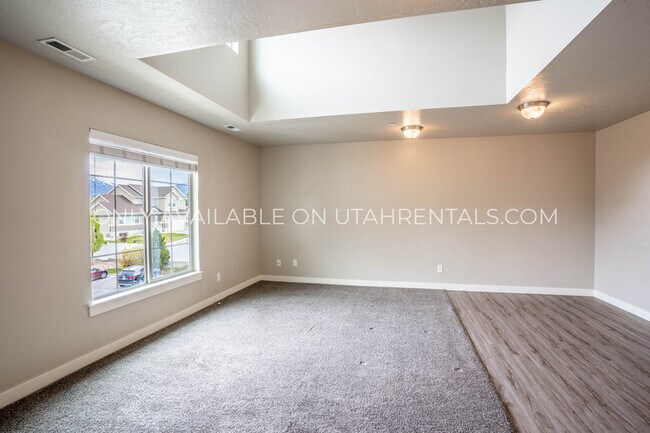 1906 N Geneva Rd in Provo, UT - Building Photo - Building Photo