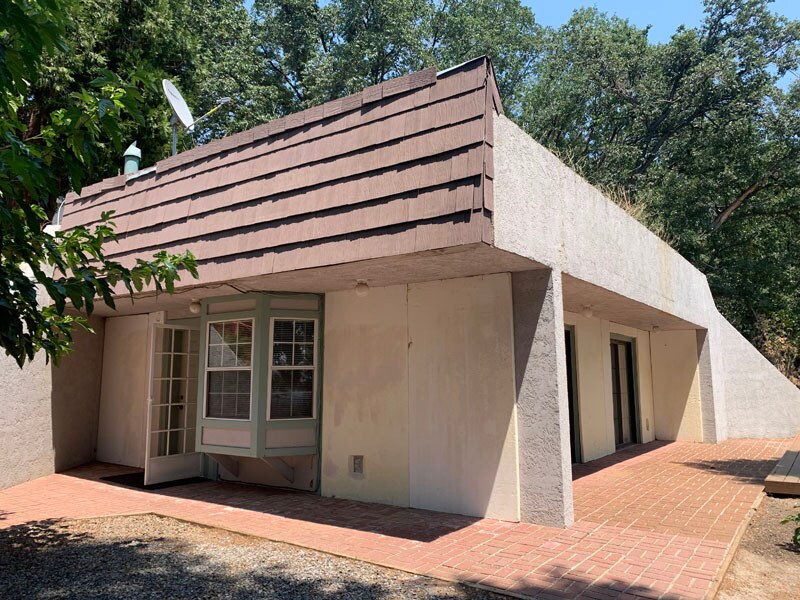 4650 Eight Mile Rd Photo