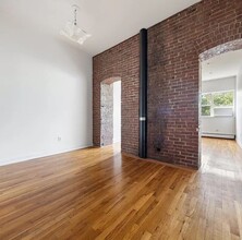 372 DeKalb Ave in Brooklyn, NY - Building Photo - Building Photo